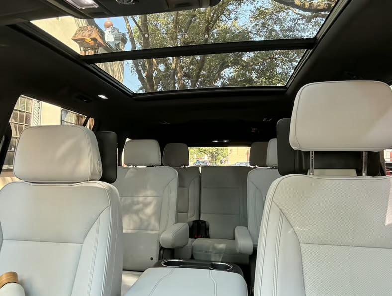 Chevrolet Suburban Interior
